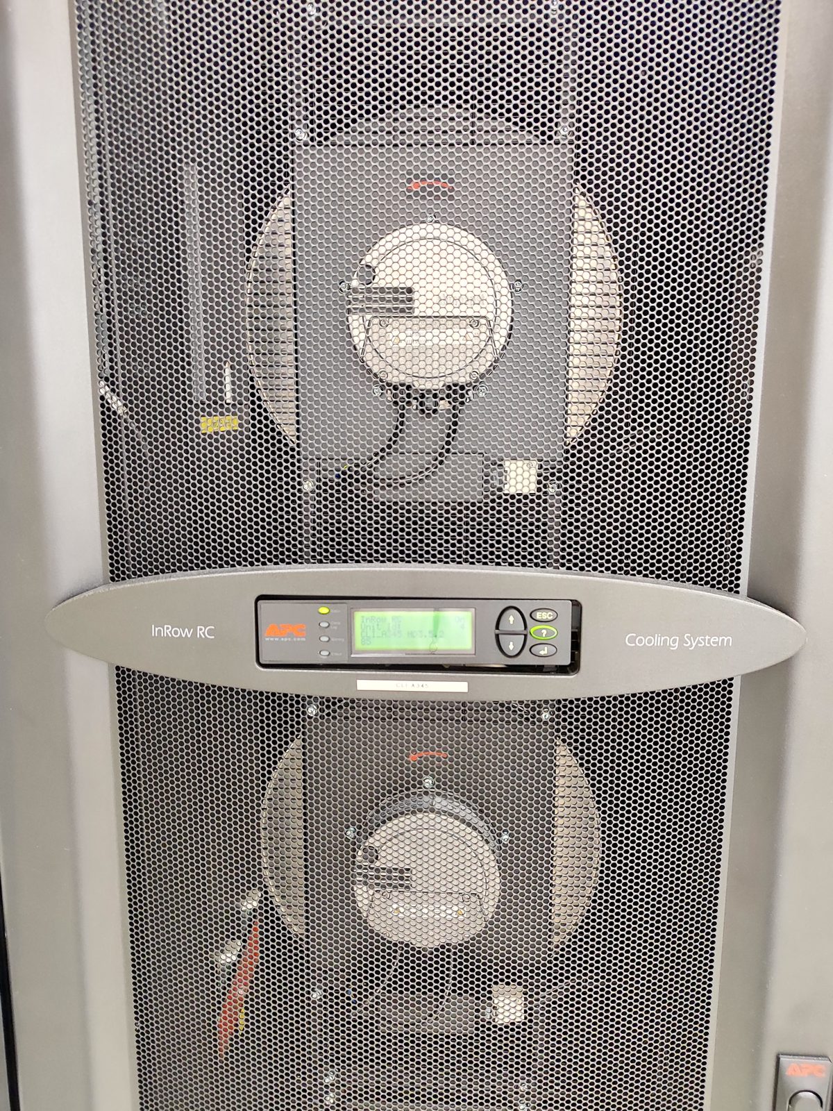 Cooling installation in the high-density room of the Crissier datacenter